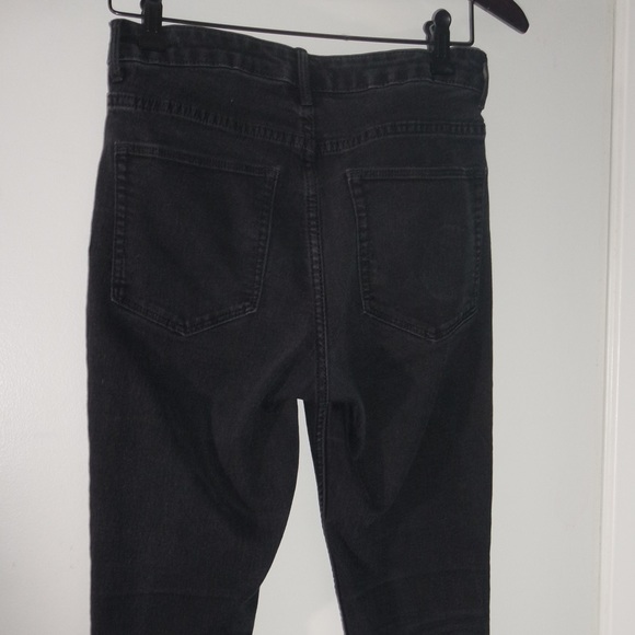 Black High Waisted Jeans from H&M - Picture 3 of 7